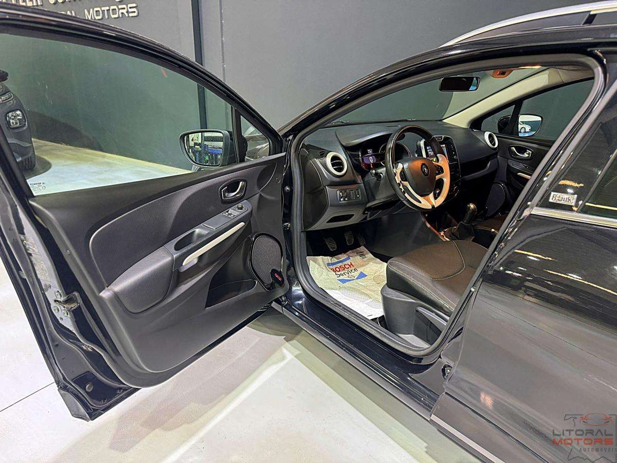 renault-clio-sport-tourer-2015-diesel-1461cc