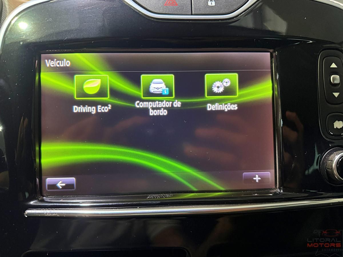 renault-clio-sport-tourer-2015-diesel-1461cc