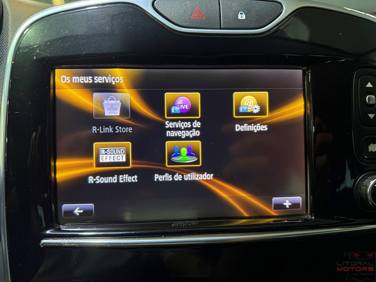 renault-clio-sport-tourer-2015-diesel-1461cc