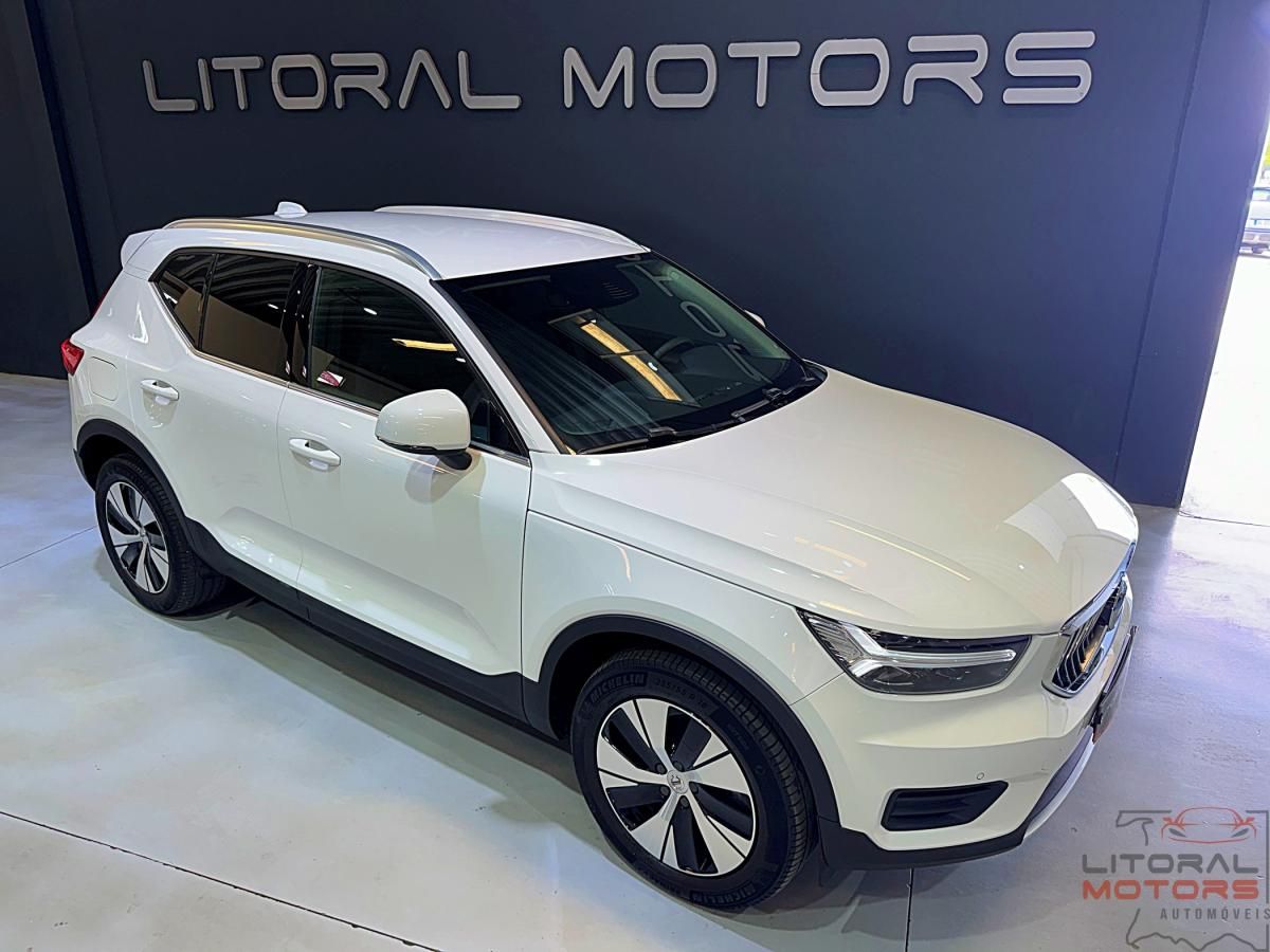 volvo-xc40-2022-hibrido-a-gasolina-1477cc