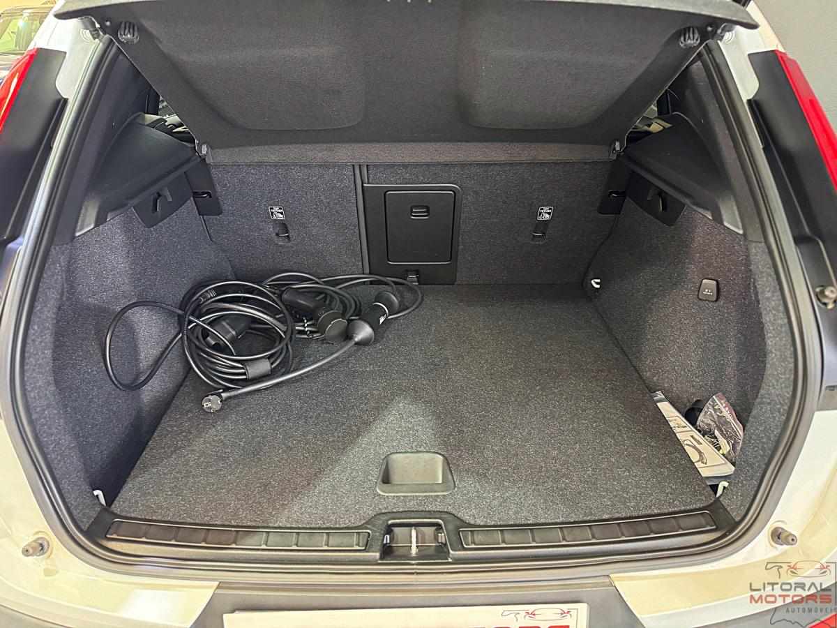 volvo-xc40-2022-hibrido-a-gasolina-1477cc