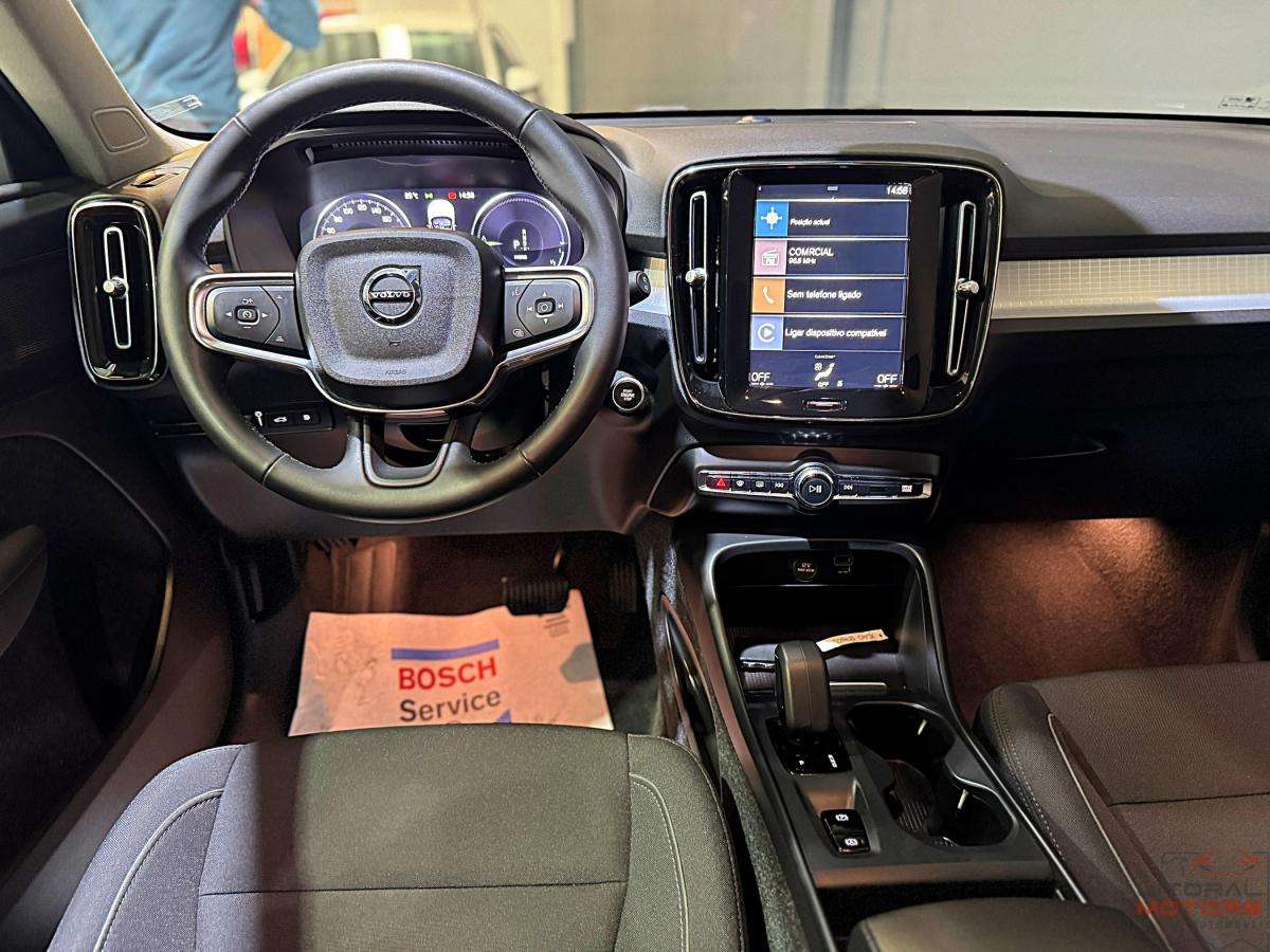 volvo-xc40-2022-hibrido-a-gasolina-1477cc