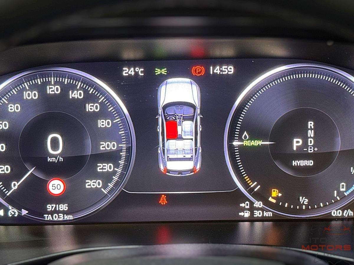 volvo-xc40-2022-hibrido-a-gasolina-1477cc