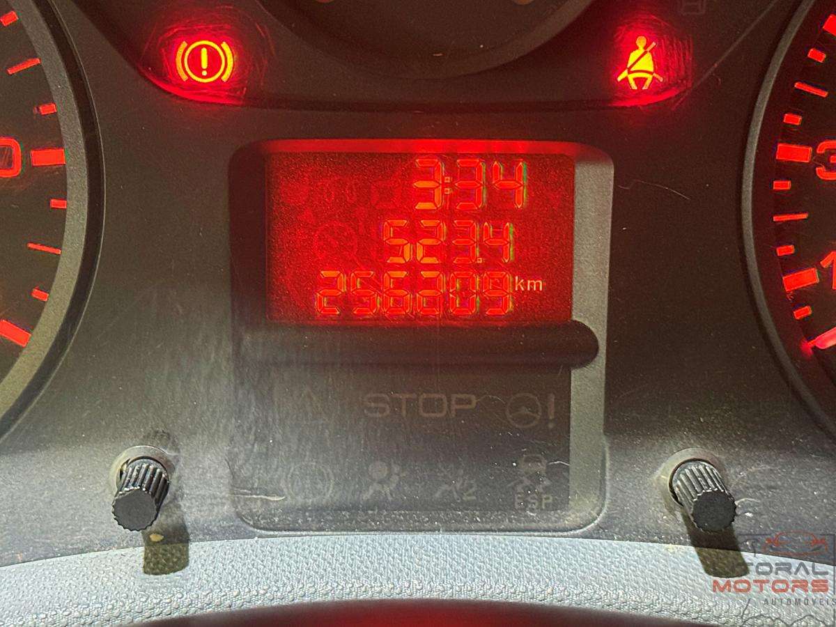 peugeot-expert-2008-diesel-1997cc