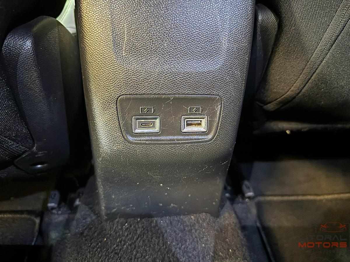 peugeot-2008-2024-gasolina-1199cc