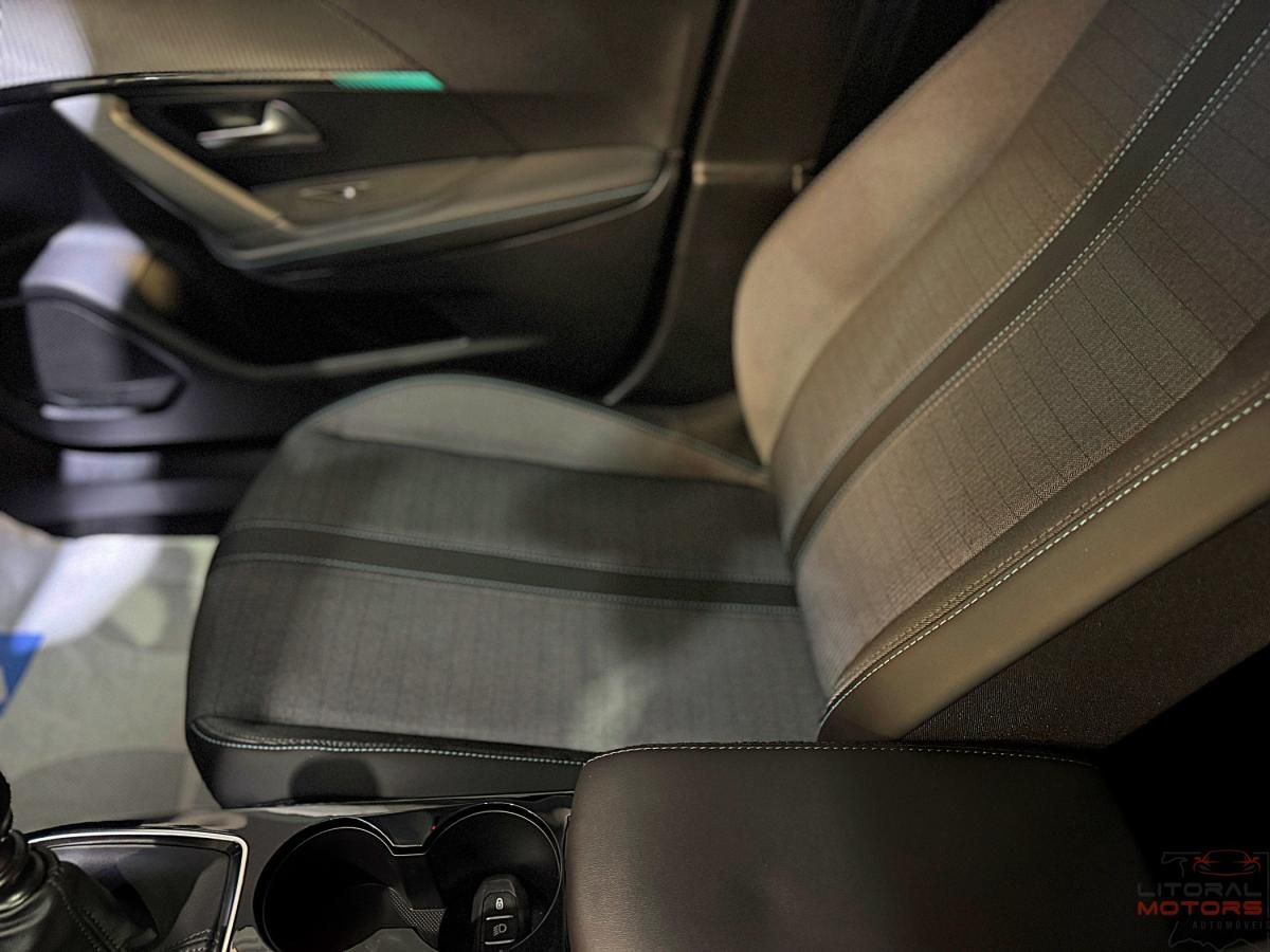peugeot-2008-2022-gasolina-1199cc