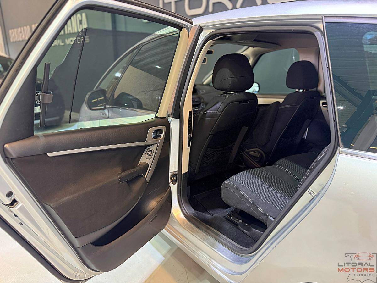 citroen-c4-picasso-2011-diesel-1560cc