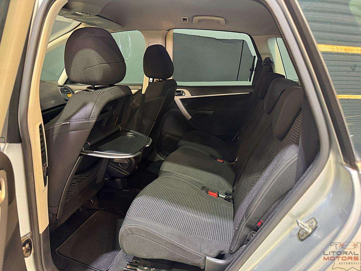 citroen-c4-picasso-2011-diesel-1560cc