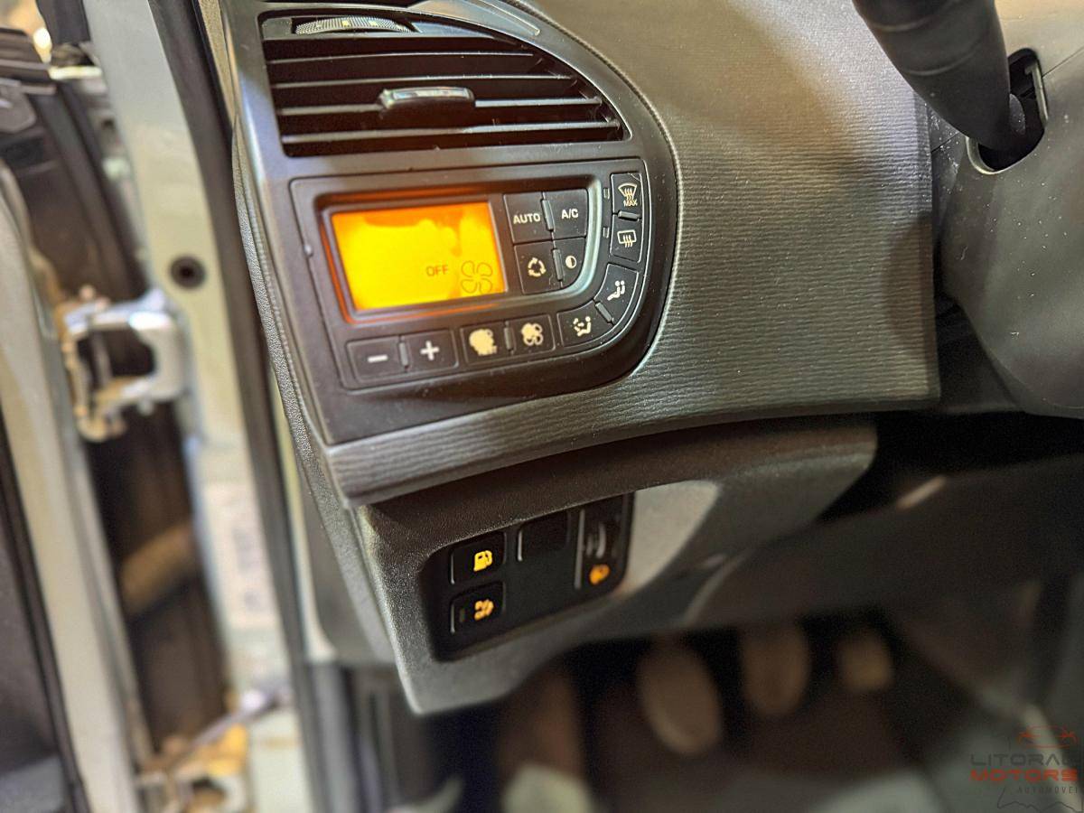 citroen-c4-picasso-2011-diesel-1560cc