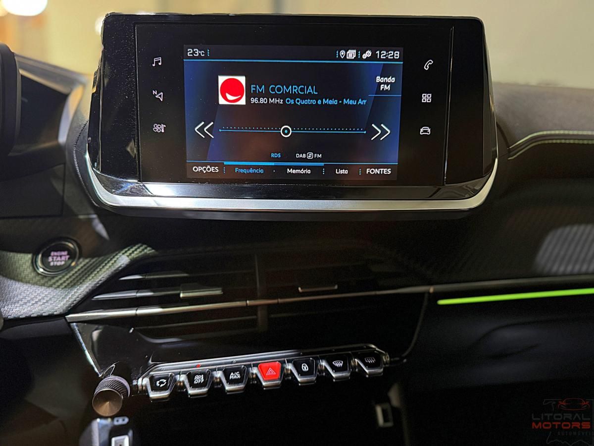 peugeot-2008-2023-gasolina-1199cc