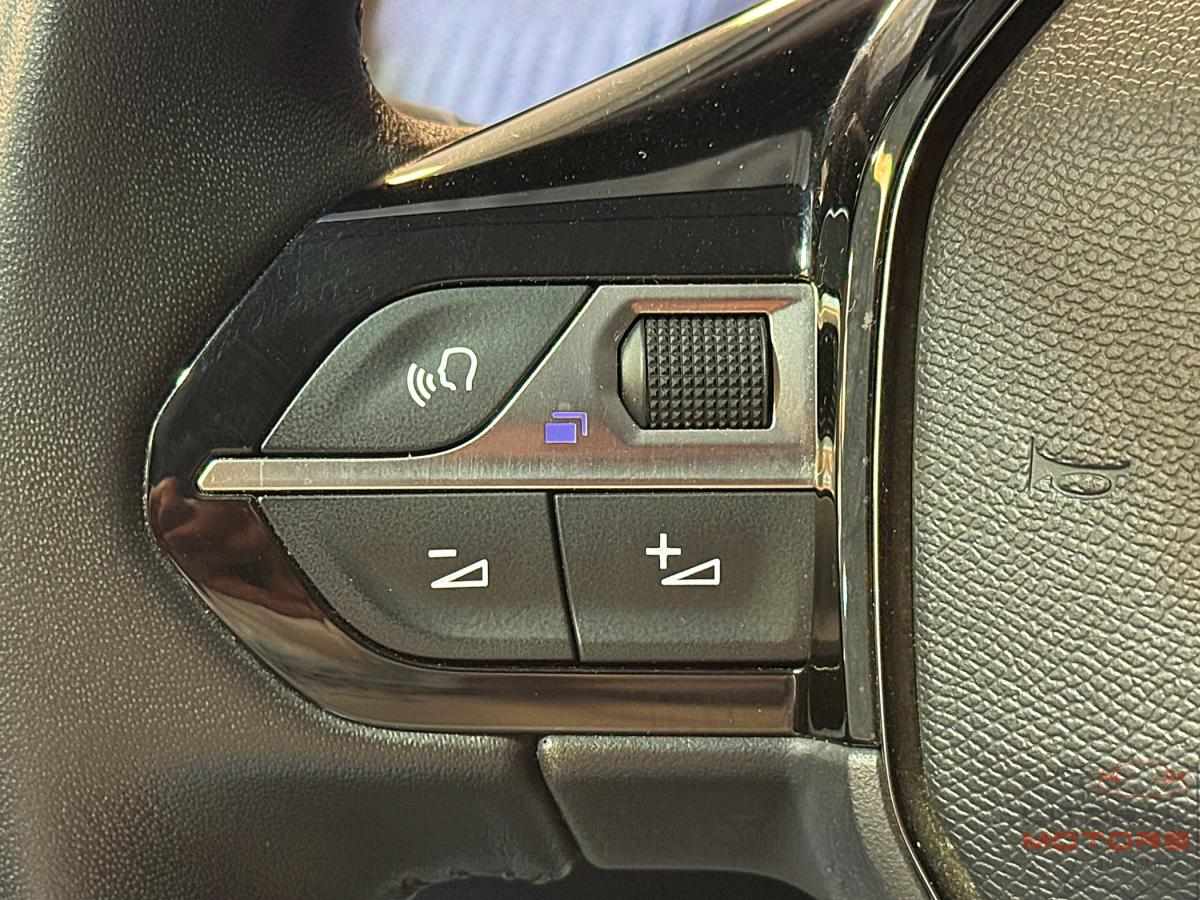peugeot-208-2023-gasolina-1199cc