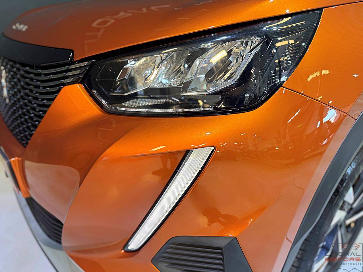 peugeot-2008-2023-gasolina-1199cc