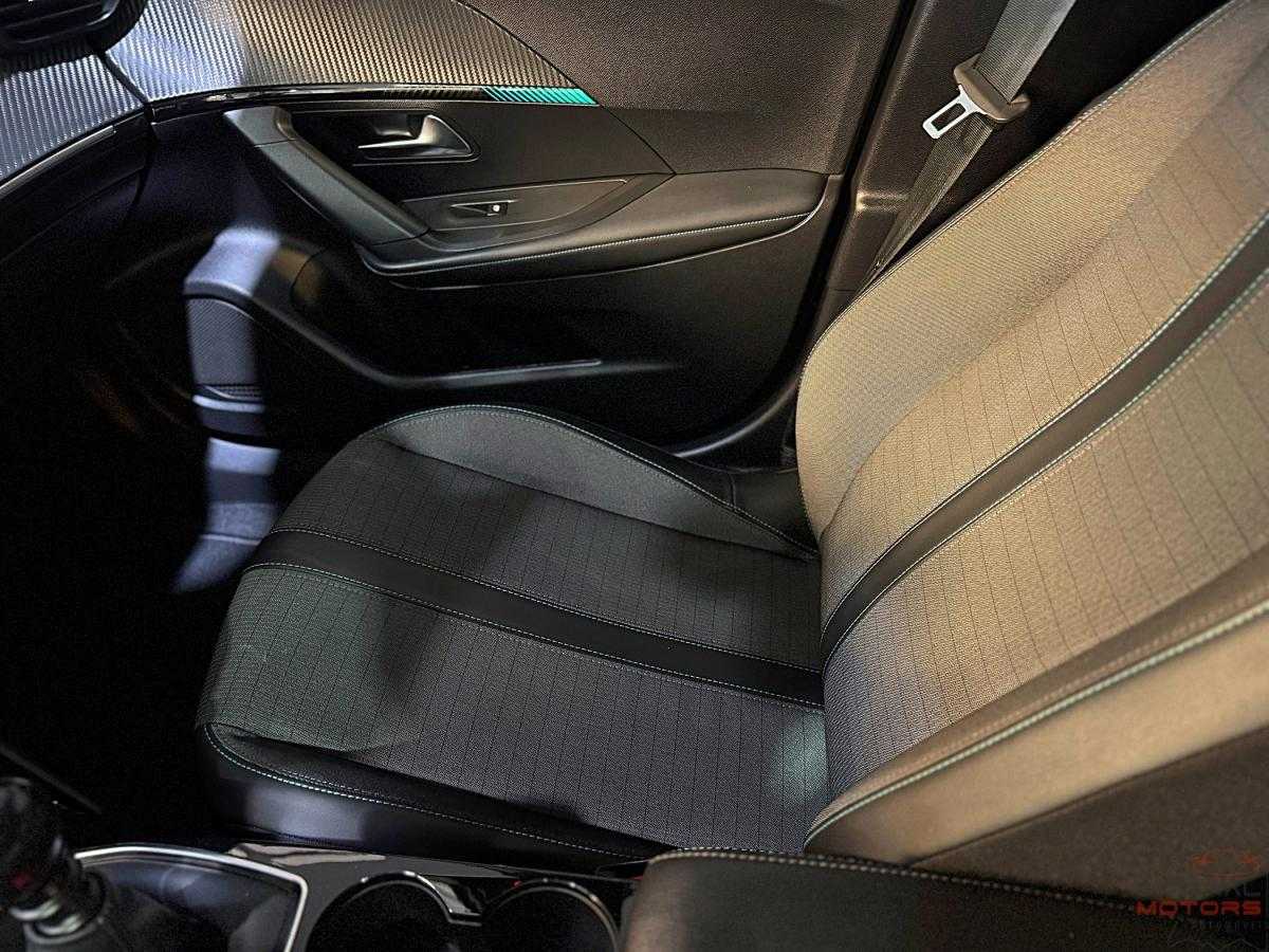 peugeot-2008-2023-gasolina-1199cc