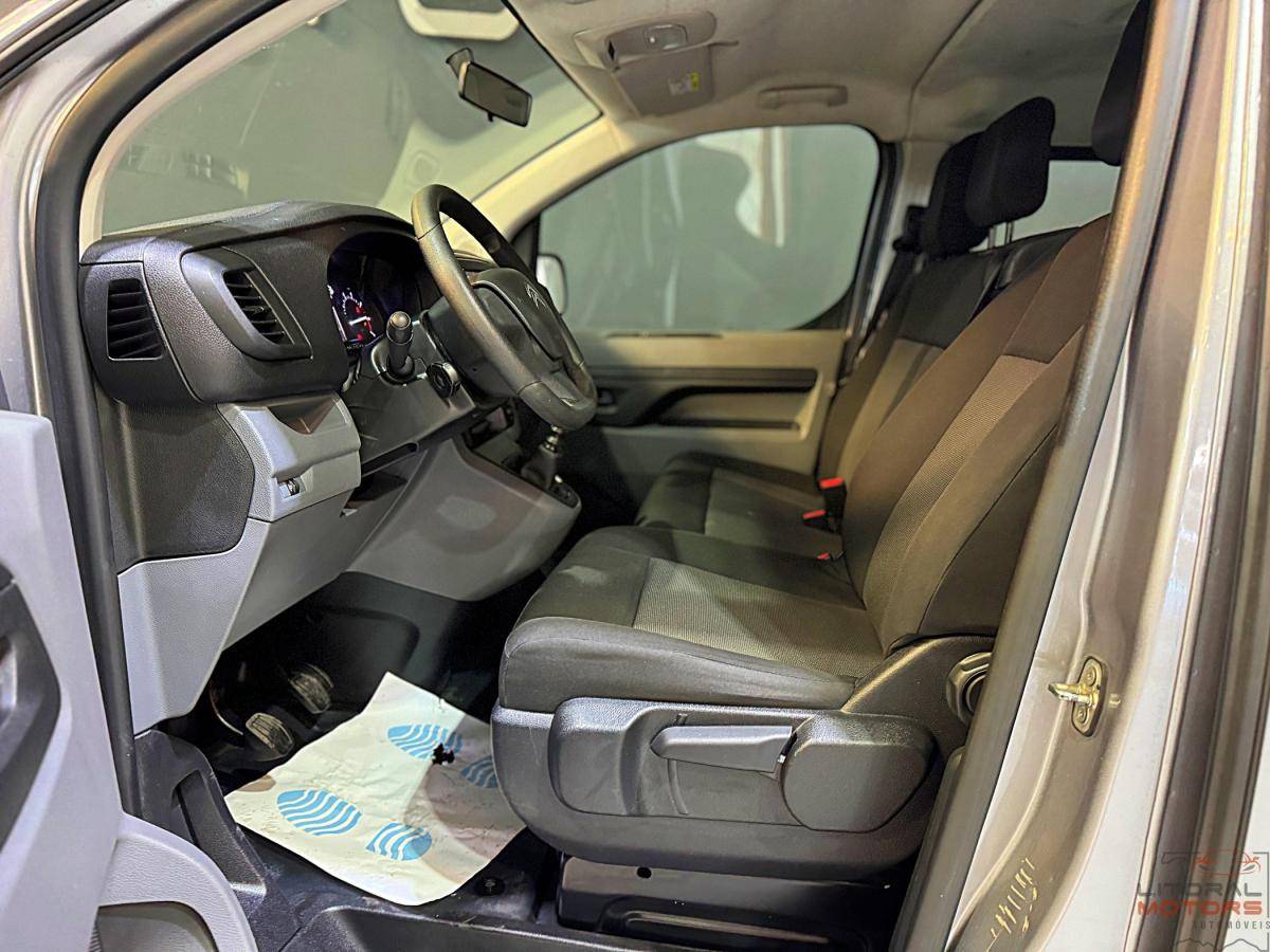 citroen-jumpy-2021-diesel-1499cc