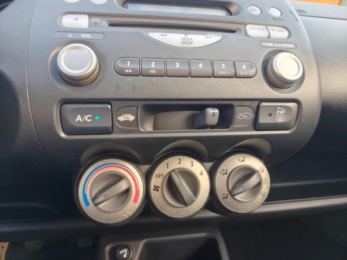honda-jazz-2006-gasolina-1246cc