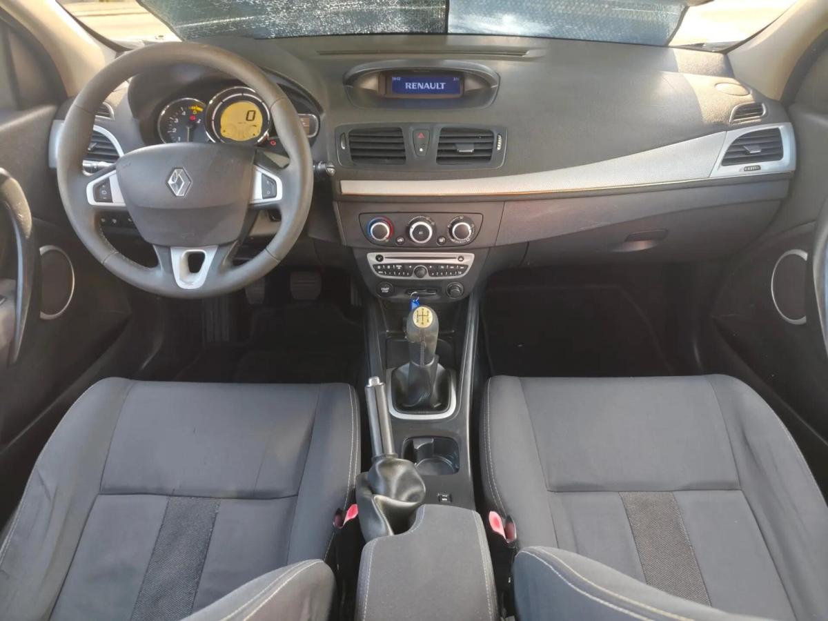 renault-megane-sport-tourer-2011-diesel-1461cc