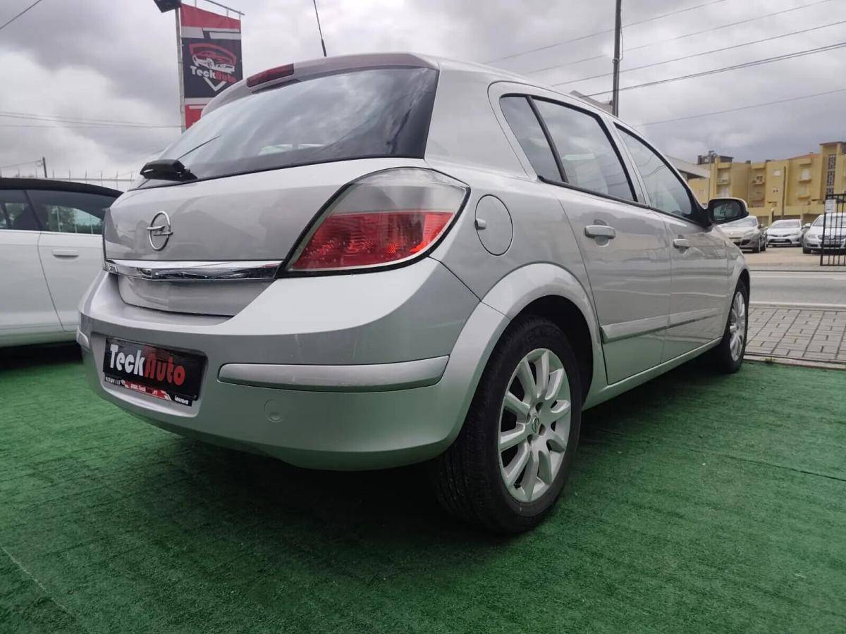opel-astra-2004-gasolina-1364cc