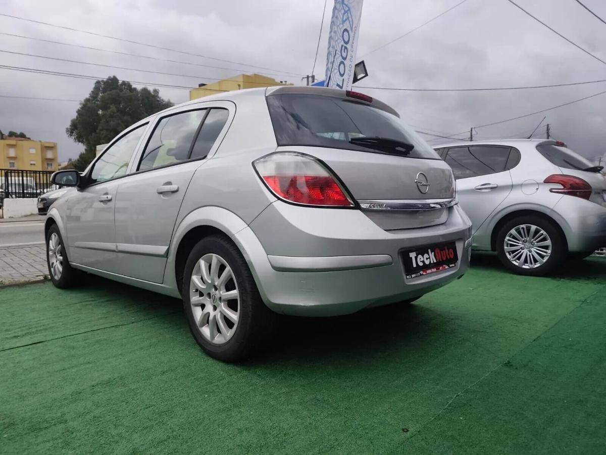 opel-astra-2004-gasolina-1364cc