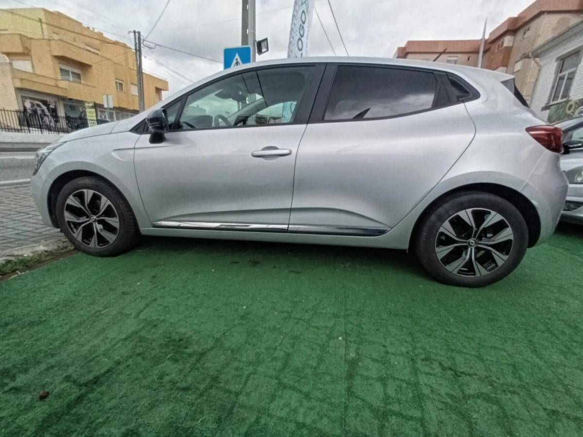 renault-clio-2023-gpl-999cc