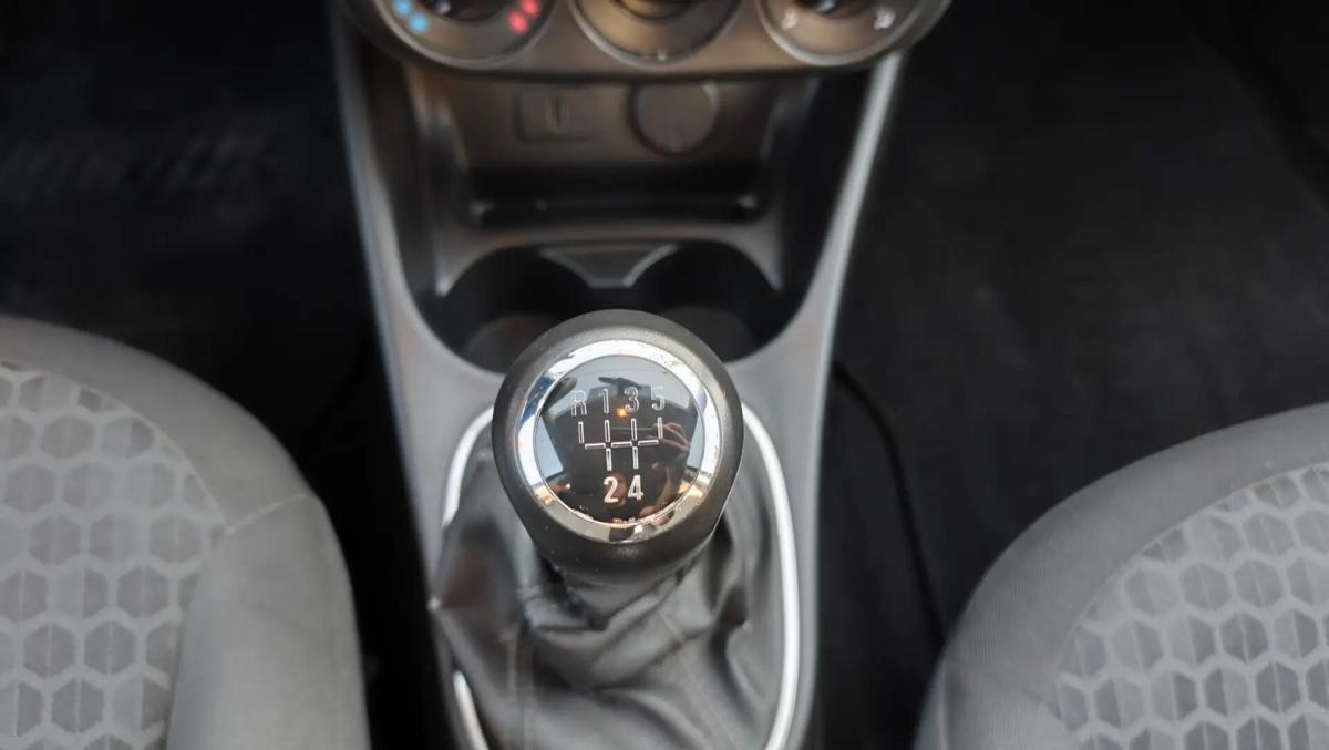 opel-corsa-2018-diesel-1248cc