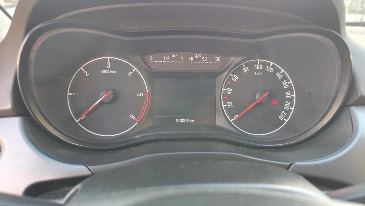 opel-corsa-2018-diesel-1248cc