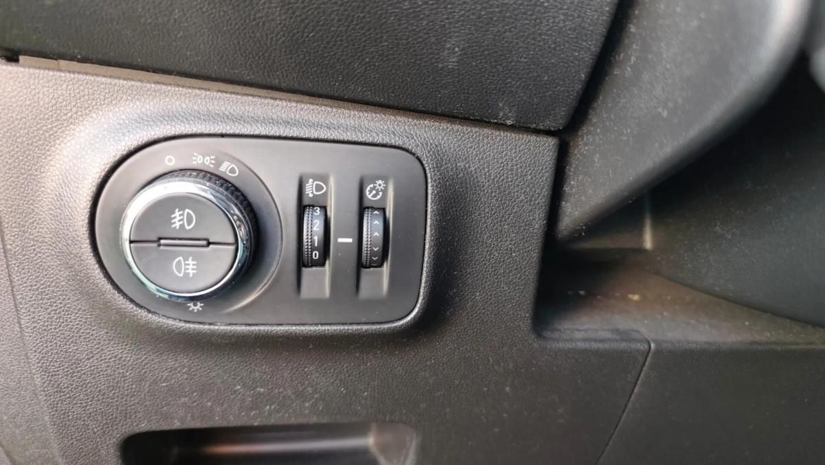 opel-corsa-2018-diesel-1248cc