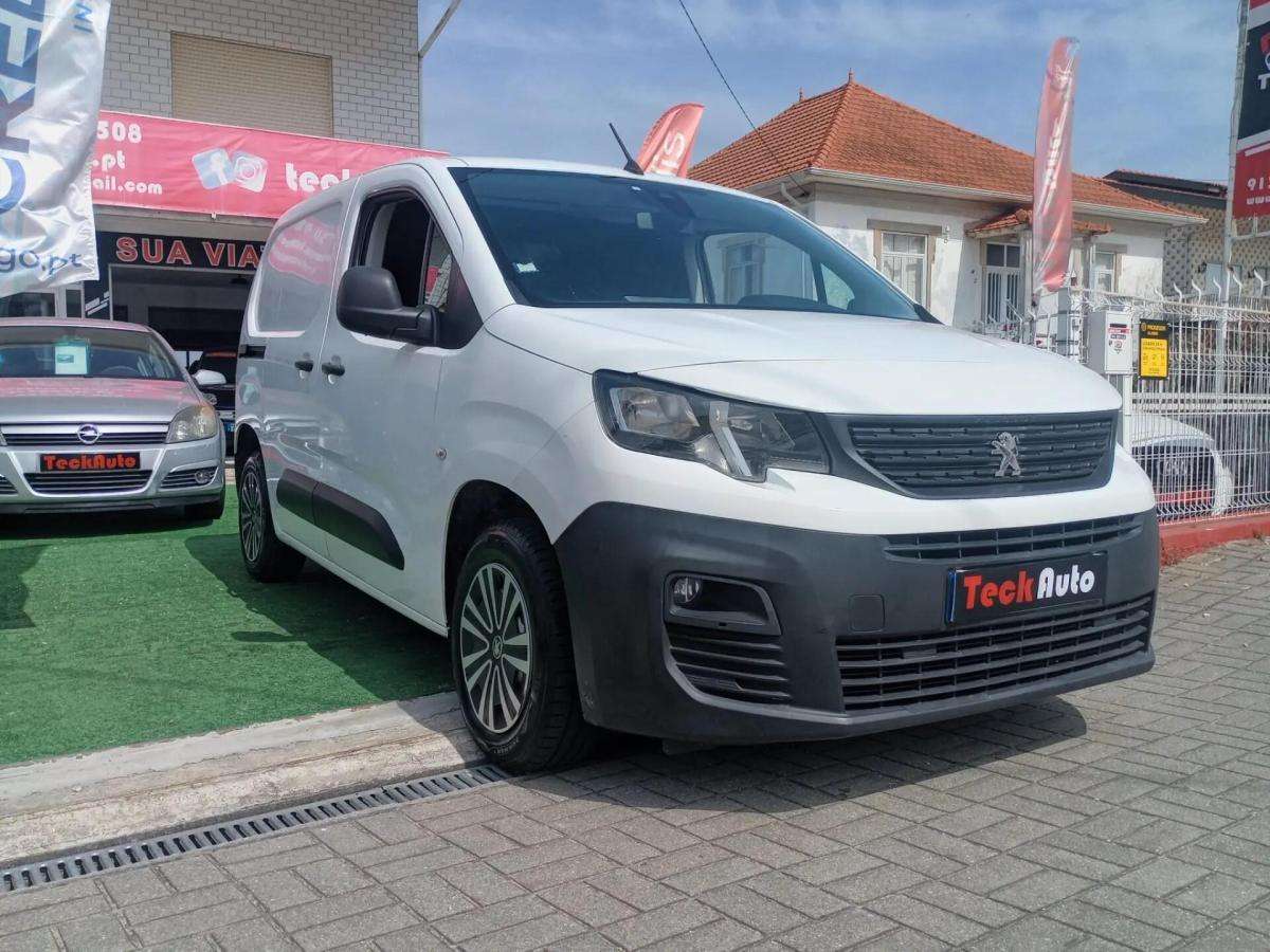 peugeot-partner-2021-diesel-1499cc