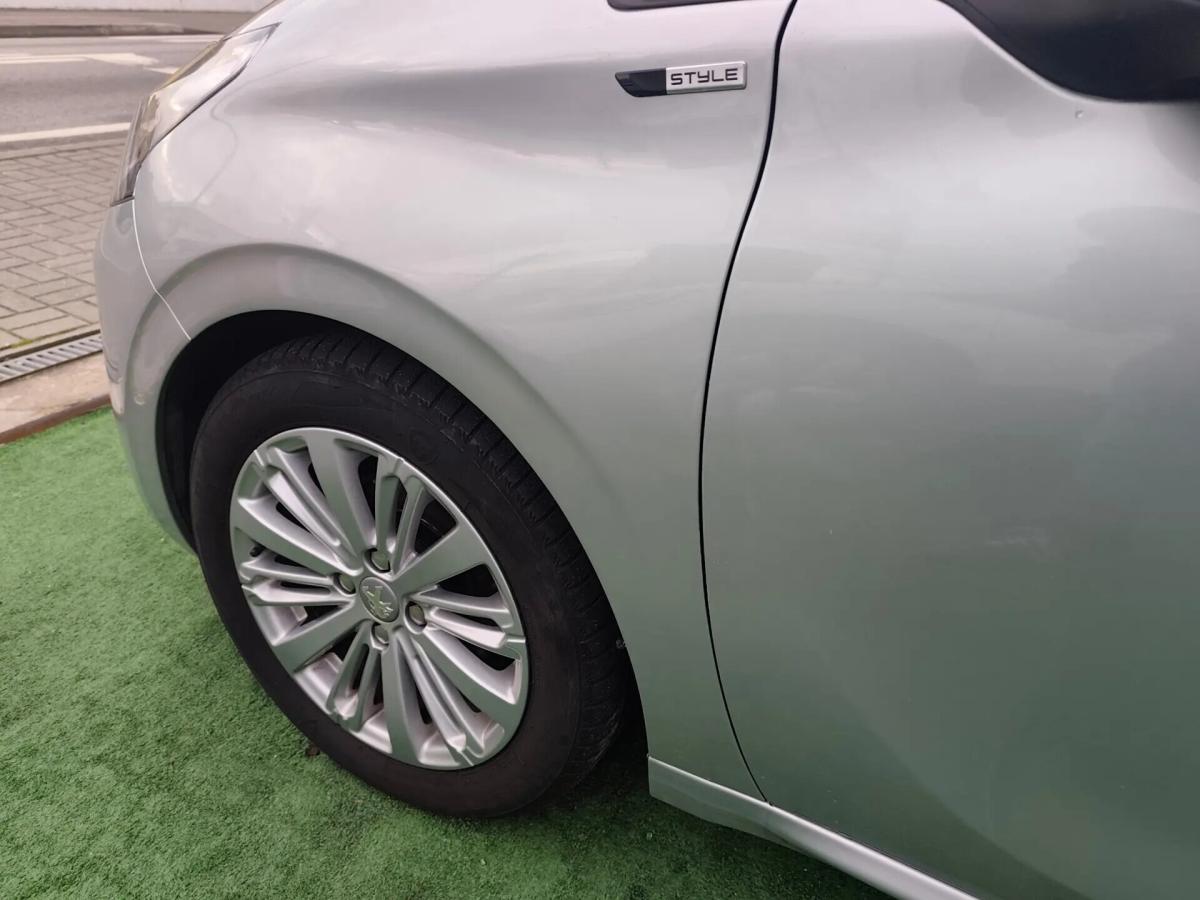 peugeot-208-2016-diesel-1560cc