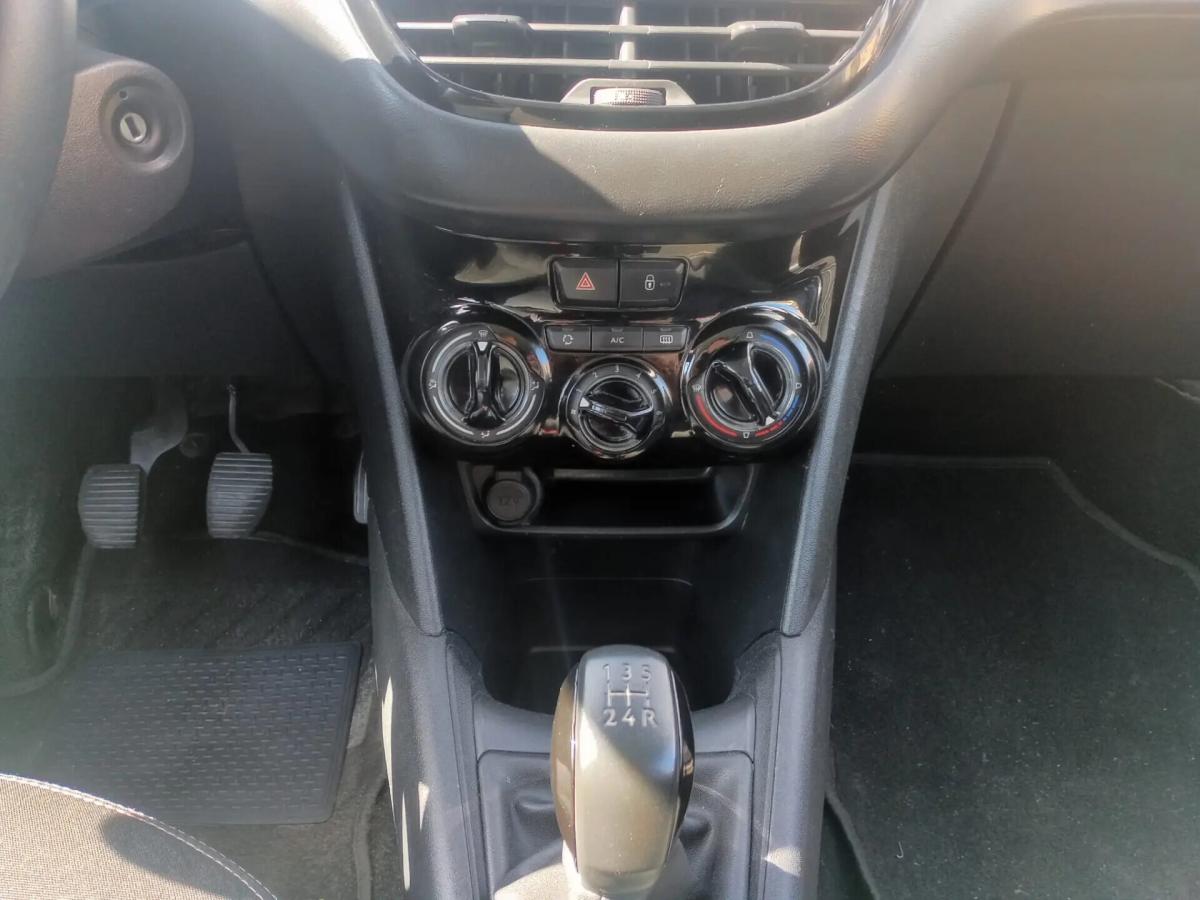 peugeot-208-2017-gasolina-1199cc