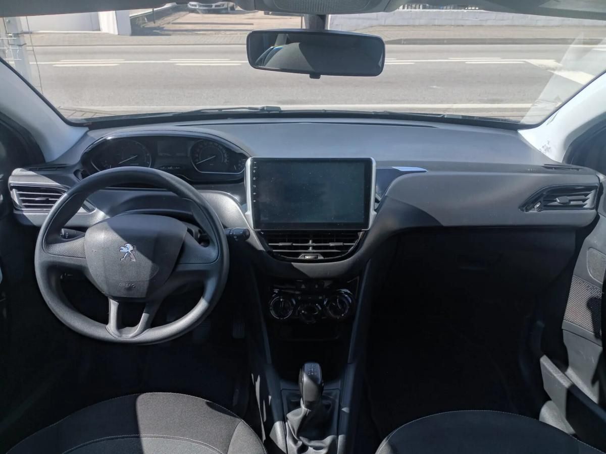 peugeot-208-2017-gasolina-1199cc