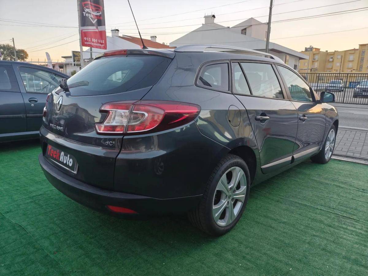 renault-megane-sport-tourer-2012-diesel-1461cc