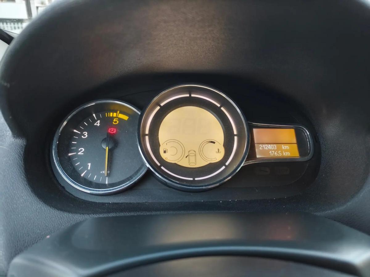 renault-megane-sport-tourer-2012-diesel-1461cc