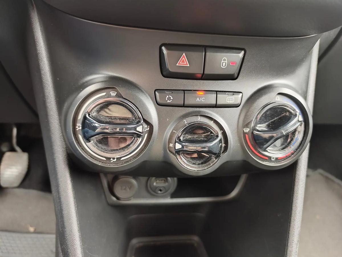 peugeot-208-2014-gasolina-1199cc