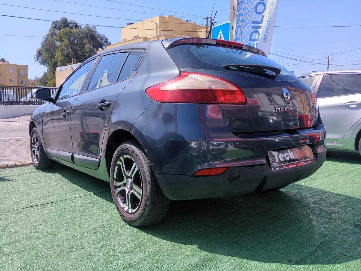 renault-megane-2010-diesel-1461cc