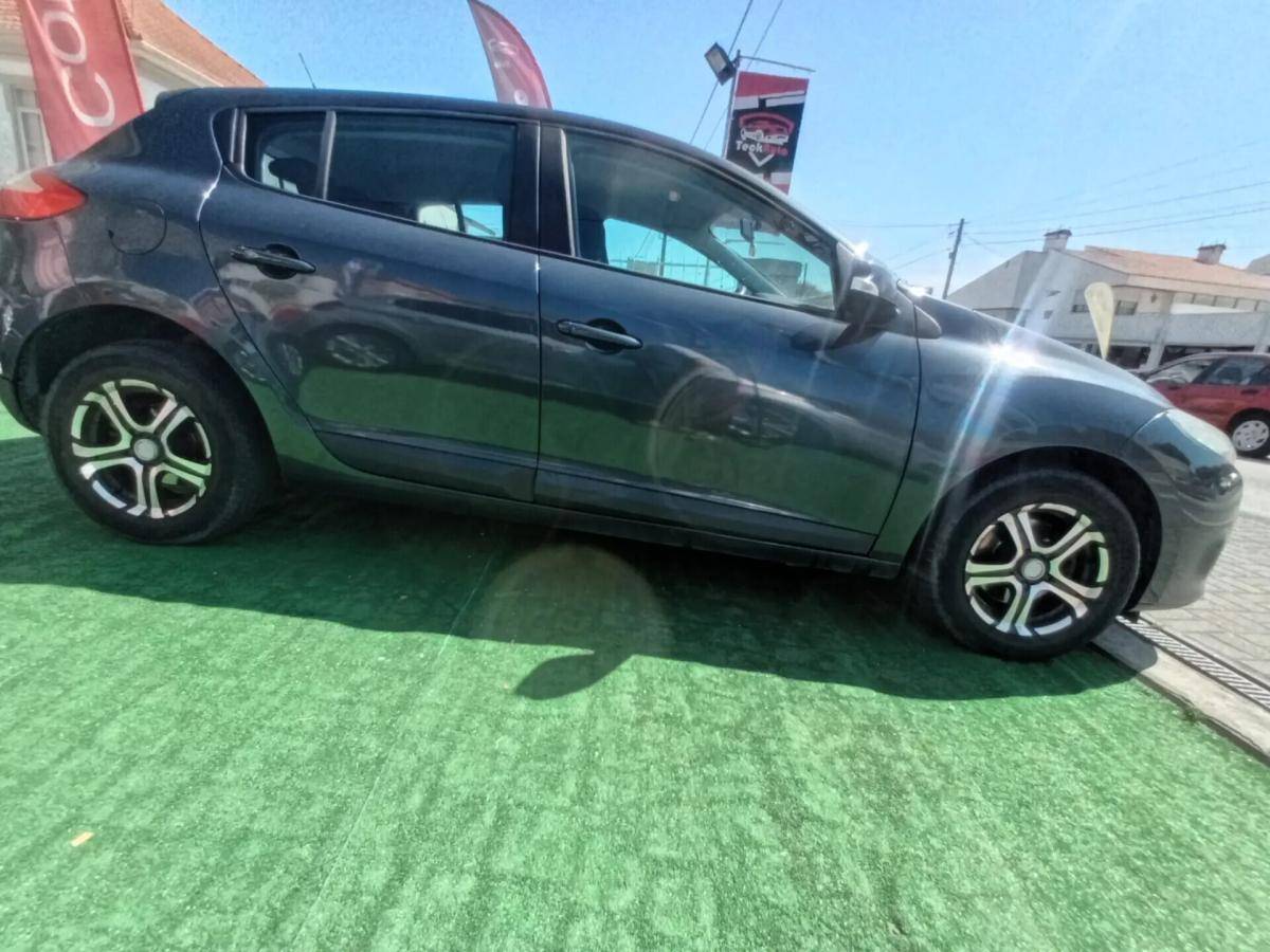 renault-megane-2010-diesel-1461cc