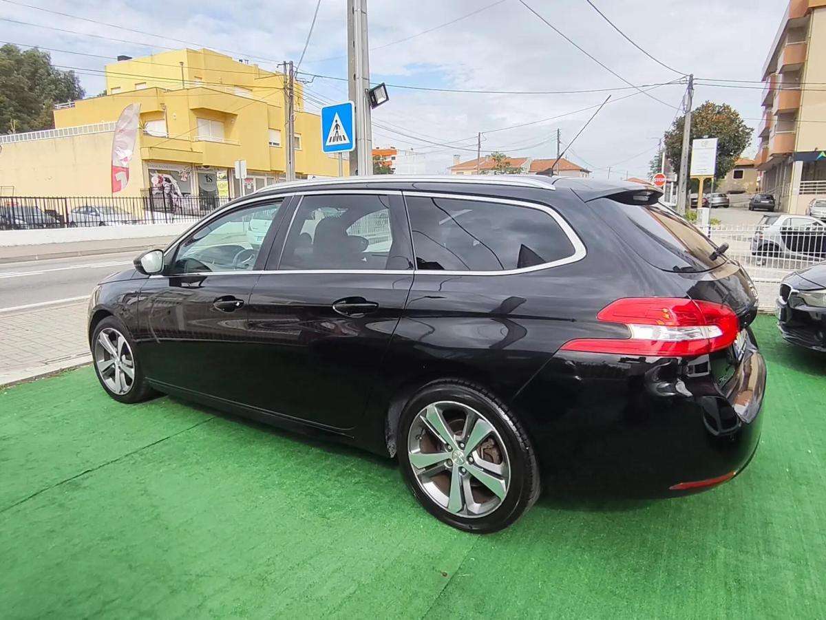 peugeot-308-sw-2016-gasolina-1199cc