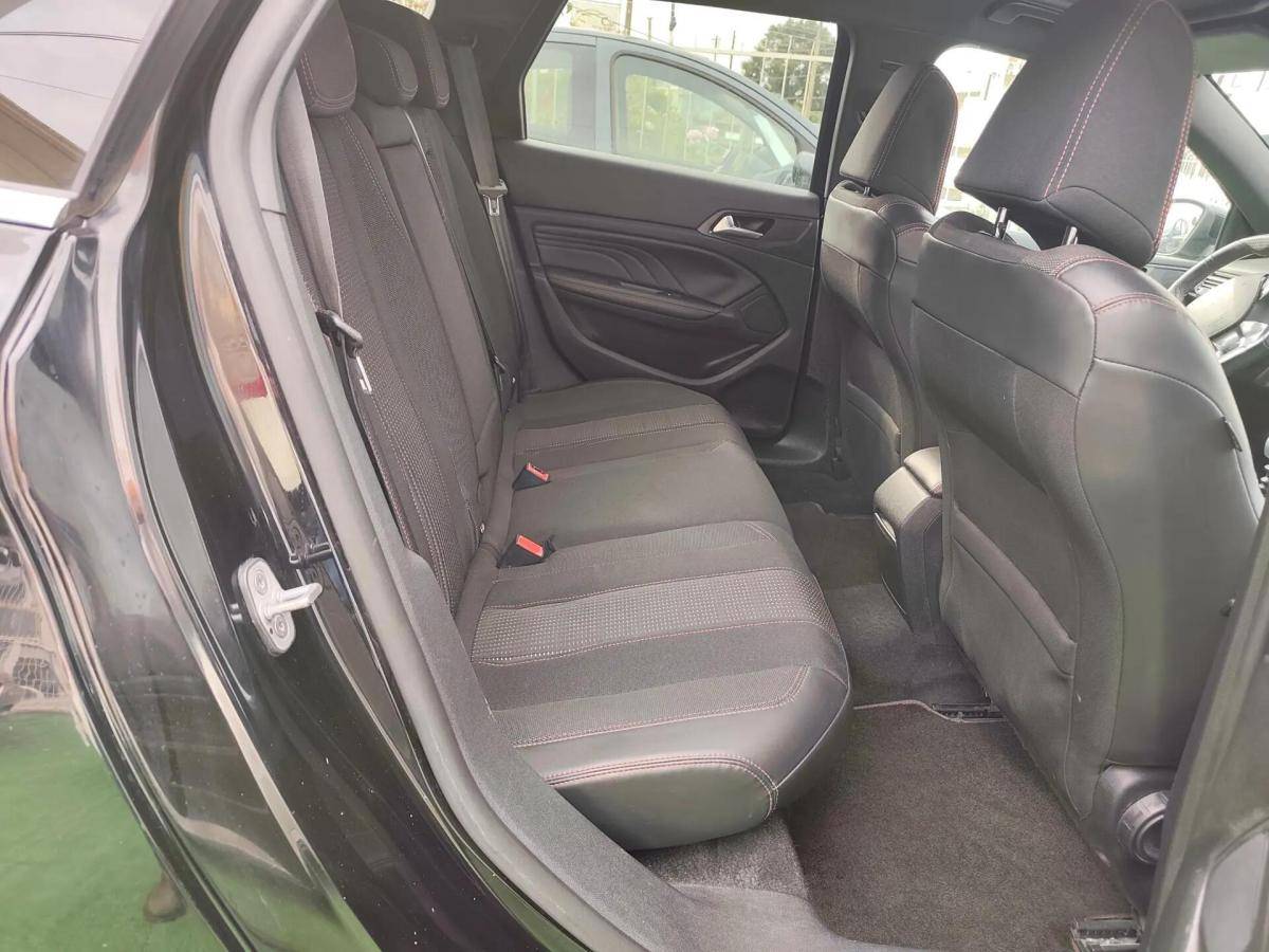 peugeot-308-sw-2016-gasolina-1199cc