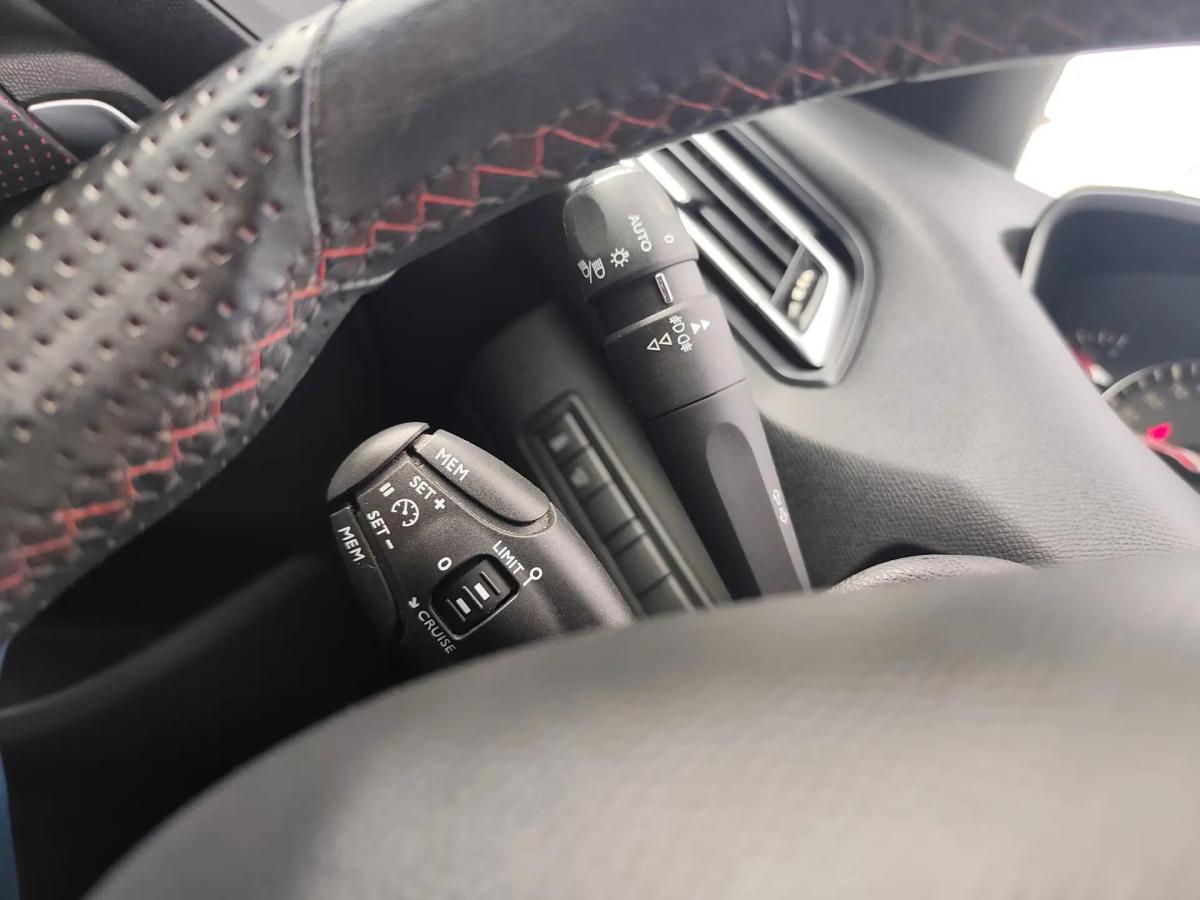 peugeot-308-sw-2016-gasolina-1199cc