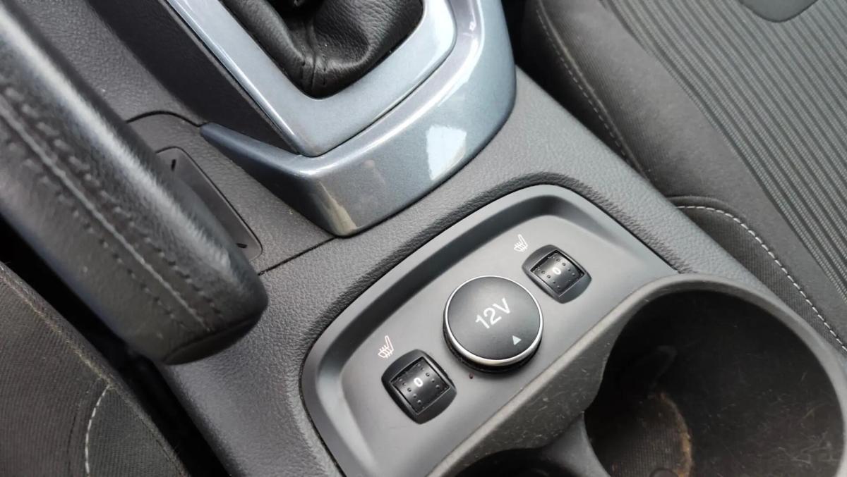 ford-focus-2014-diesel-1560cc