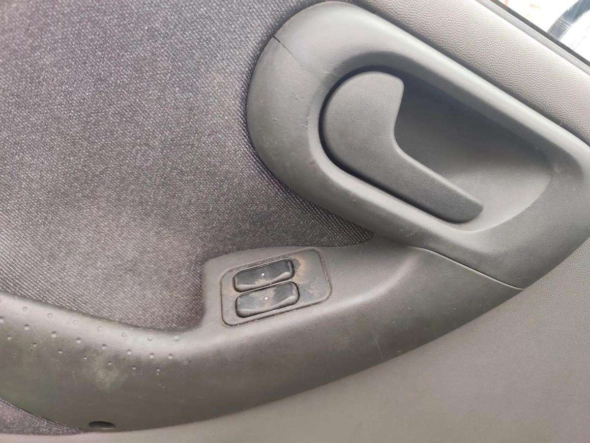 opel-corsa-2001-gasolina-1199cc