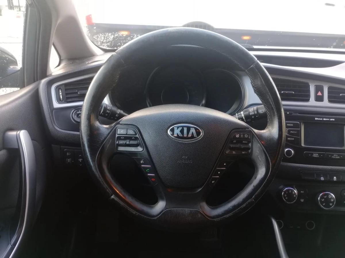 kia-ceed-sw-2014-diesel-1396cc