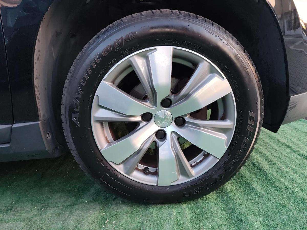 peugeot-2008-2016-gasolina-1199cc