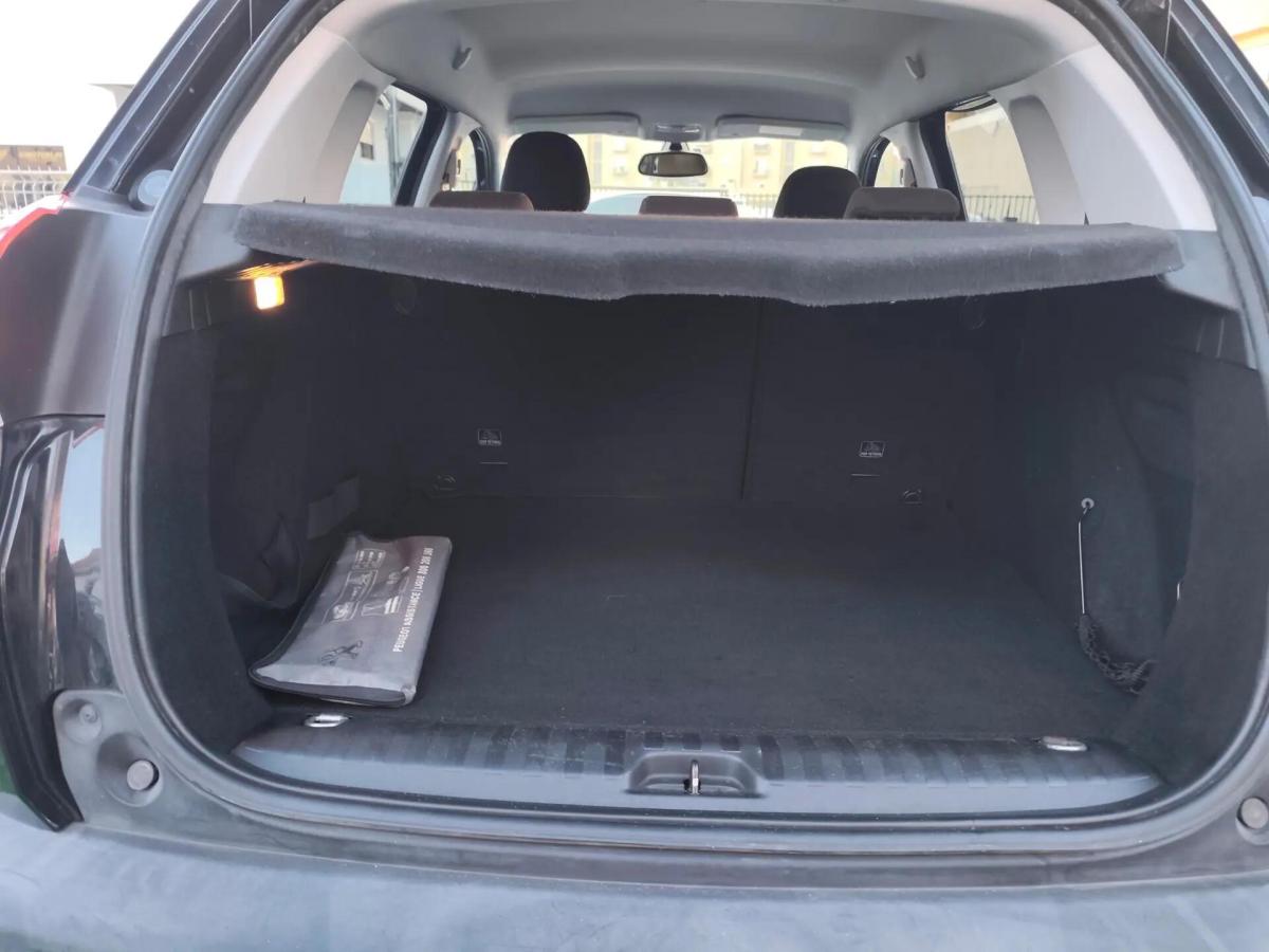 peugeot-2008-2016-gasolina-1199cc