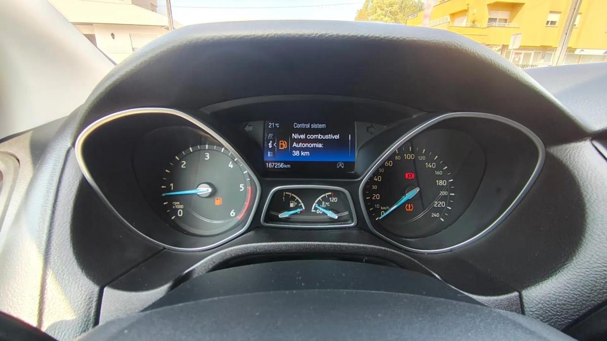 ford-focus-sw-2016-diesel-1499cc