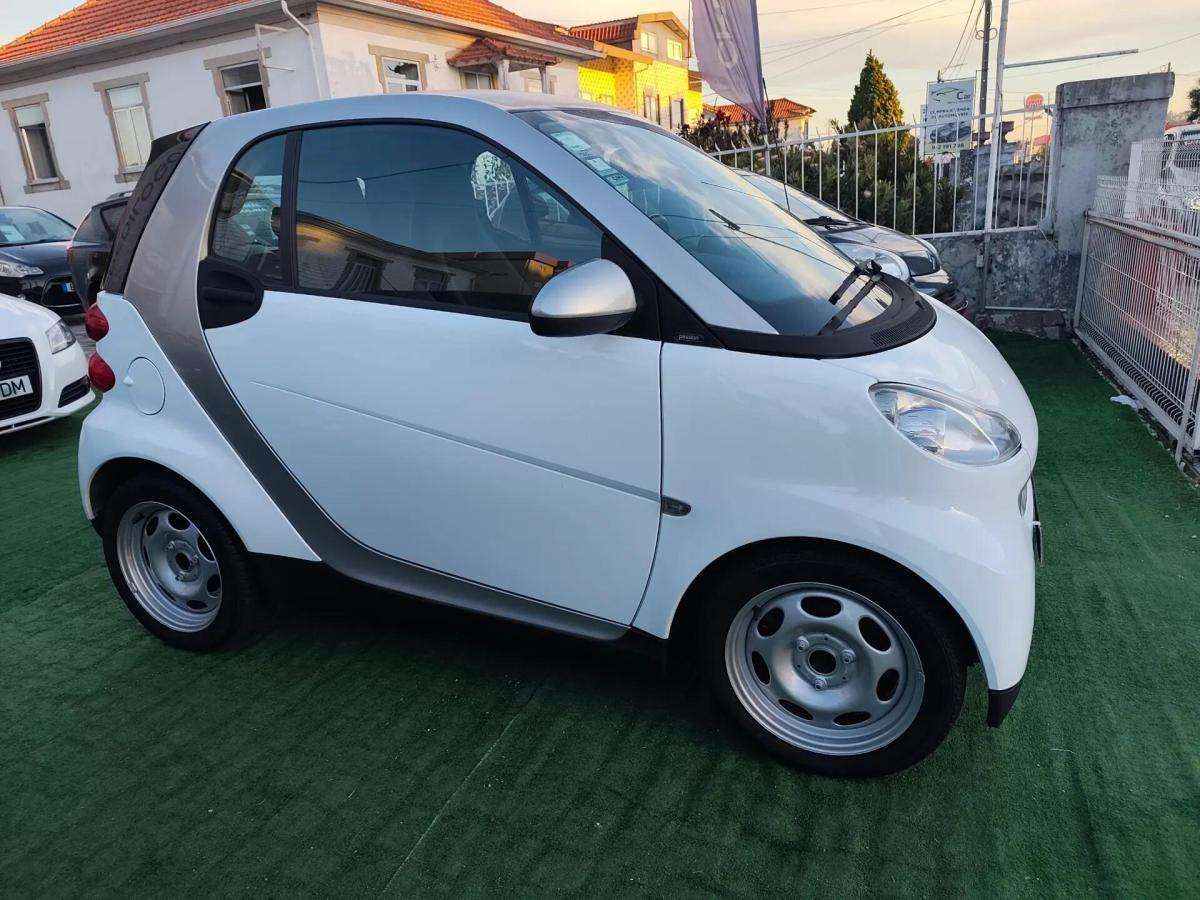 smart-fortwo-2011-diesel-799cc