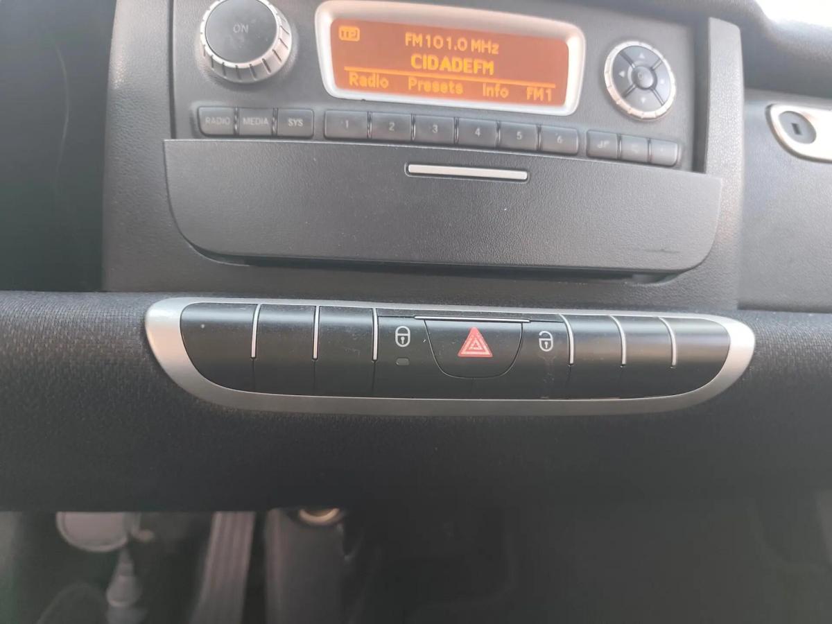 smart-fortwo-2011-diesel-799cc