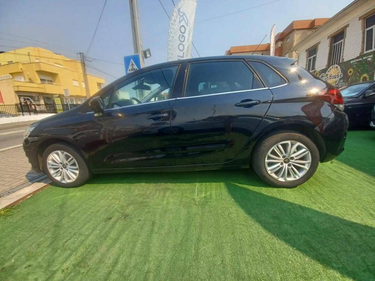 citroen-c4-2017-diesel-1560cc