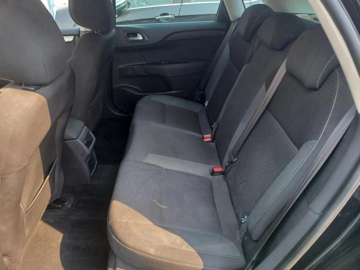 citroen-c4-2017-diesel-1560cc