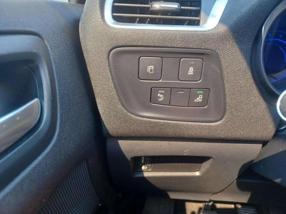 citroen-c4-2017-diesel-1560cc
