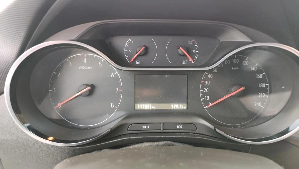 opel-crossland-x-2018-gpl-1199cc